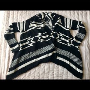 Wrap tribal print sweater